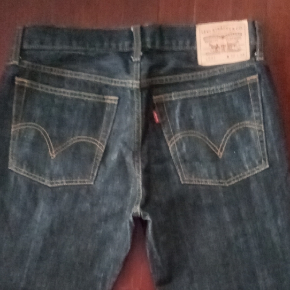 Levi's Men's Dark Blue Straight Jeans with Red Tab